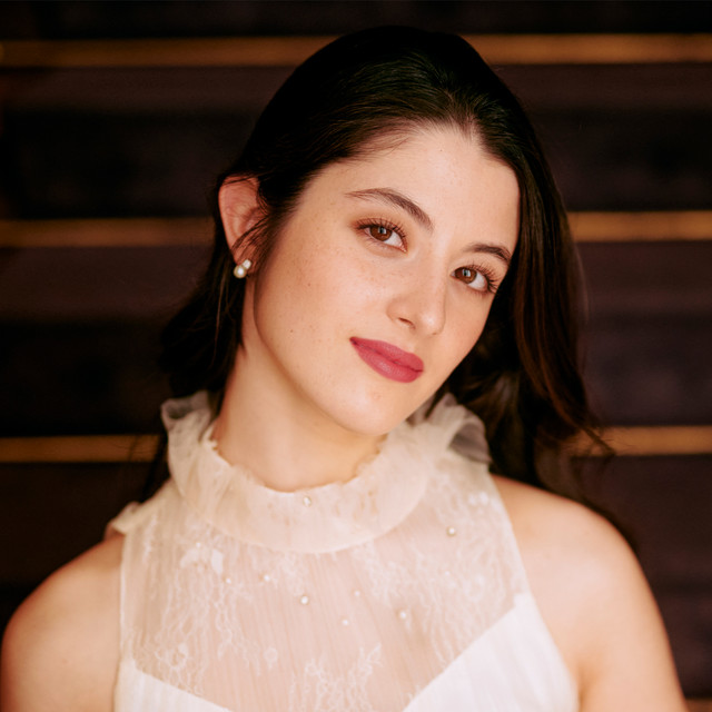 María Dueñas image