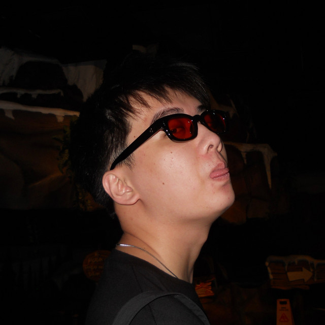Darell Ezra