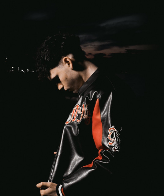 Niko Vee
