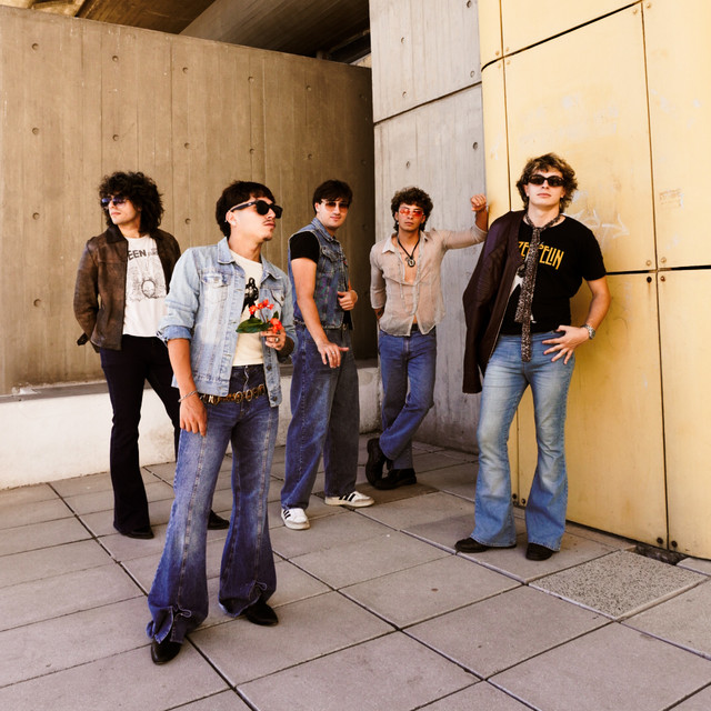 Glassrows Image