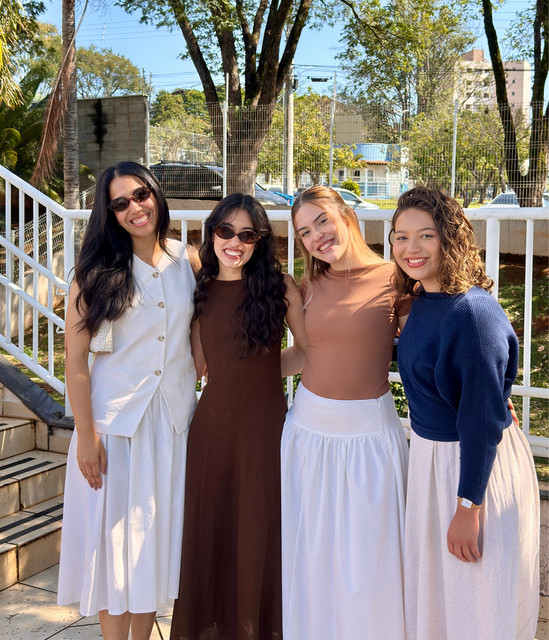 Entre Elas