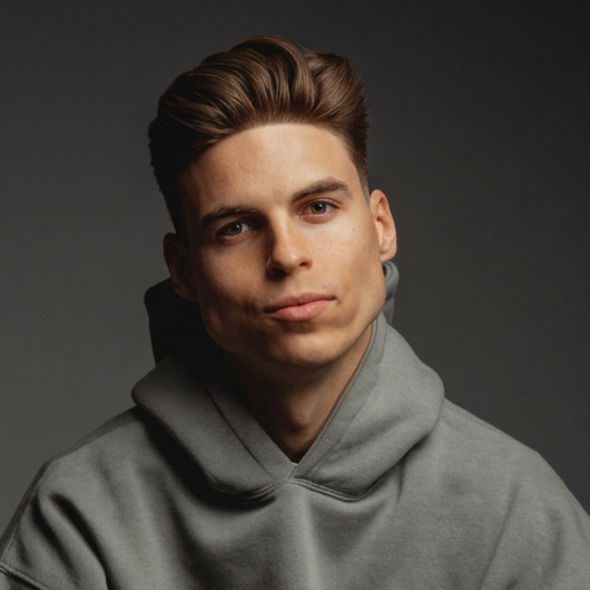 Bryan V