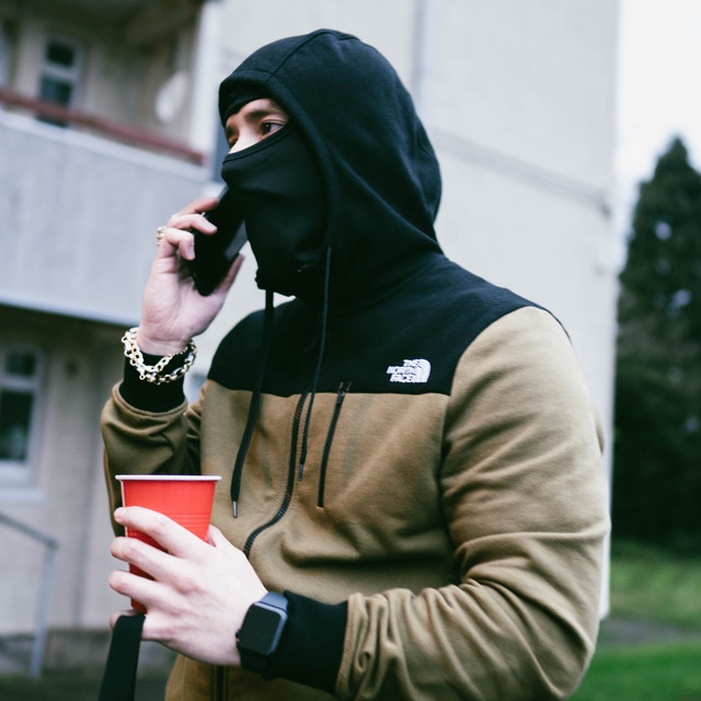 Cali R4 | Spotify