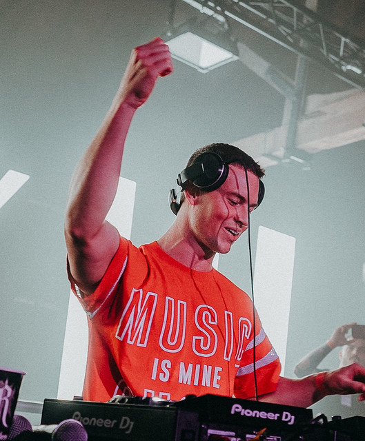Joel Corry image