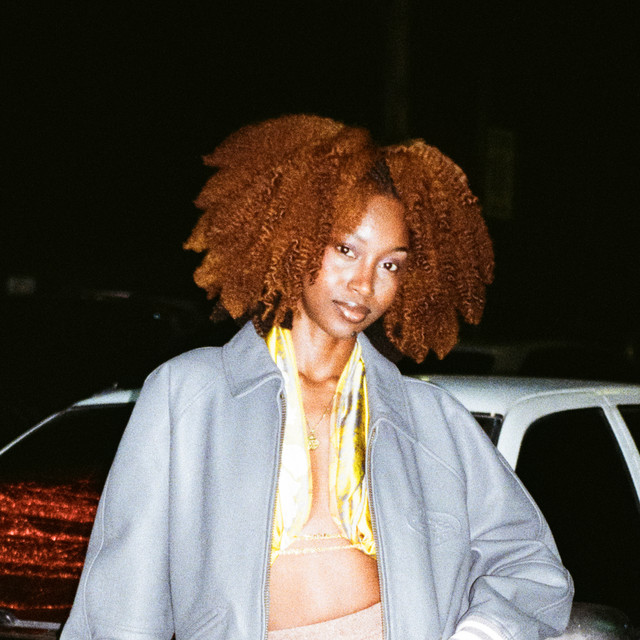 Akina Eman image