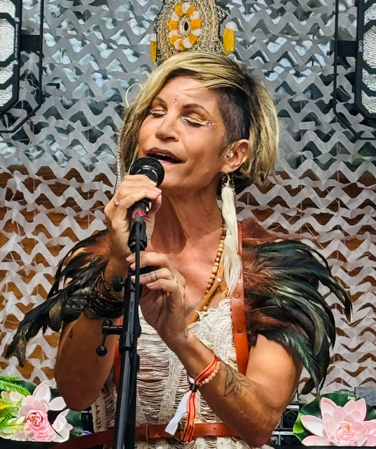 Arebica Luna