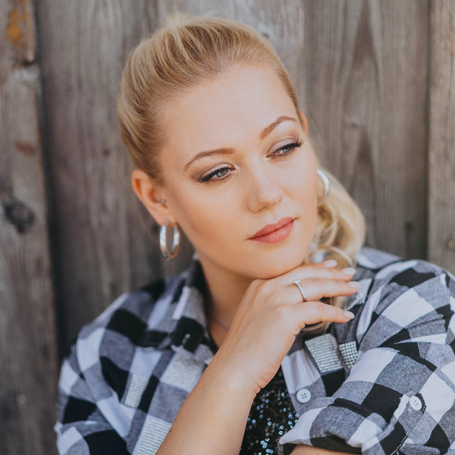 Lena Marie Engel image