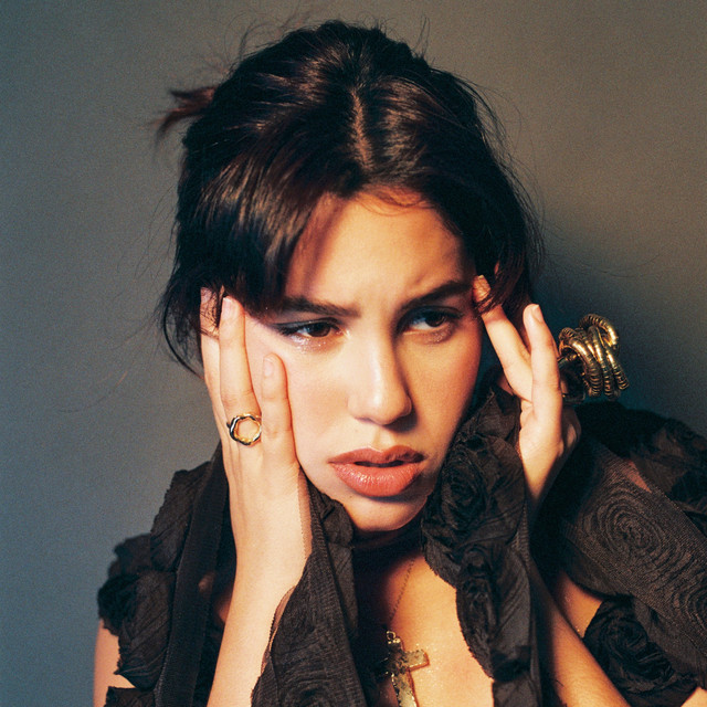 VALÉ | Spotify