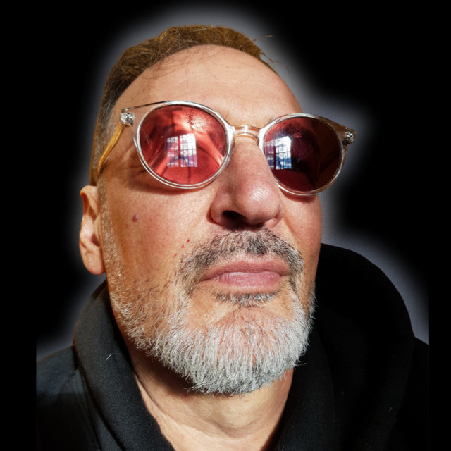 MOI MARTIN