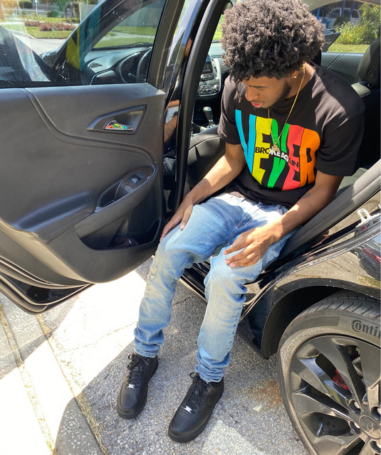 T Rioo | Spotify