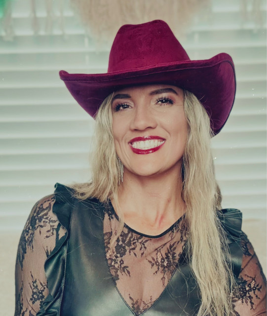 Kelly Alayna