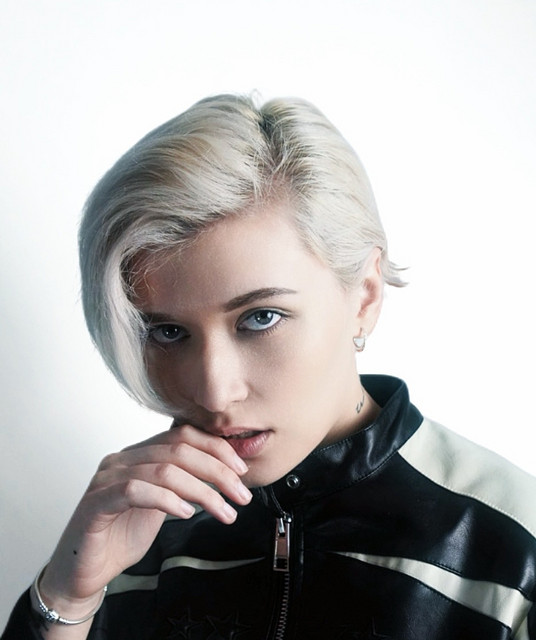 ZHÁROVA