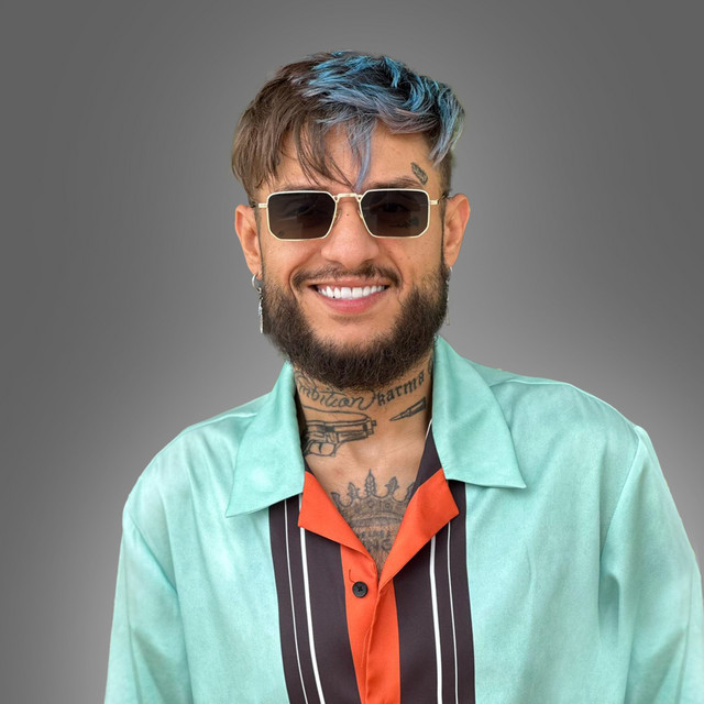 Nikolas image