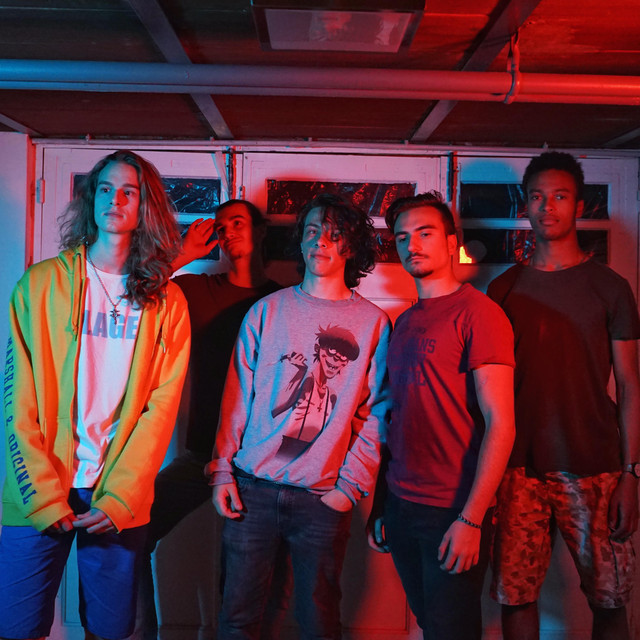 Suks | Spotify