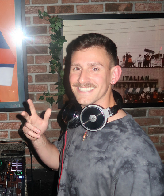DJ Vigs