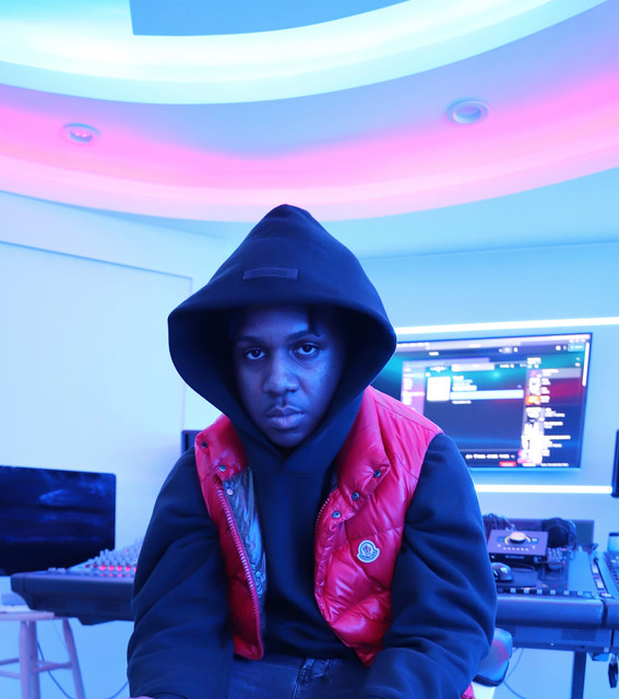 Lando.2x | Spotify
