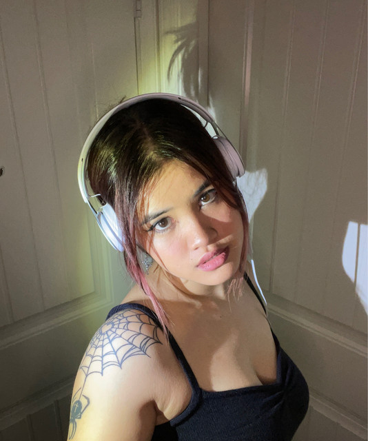 Dena Mochet | Spotify