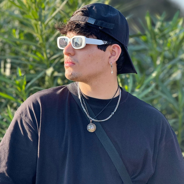 Apolo J | Spotify