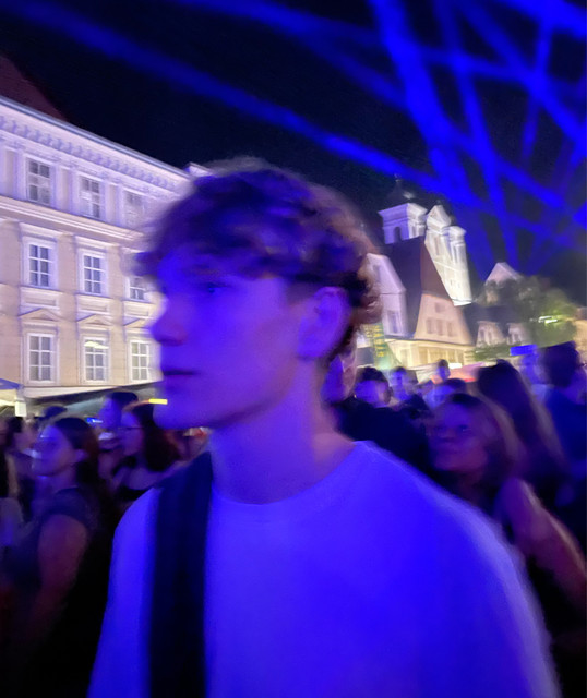 JST