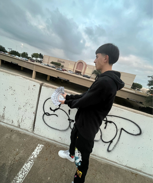 elone | Spotify