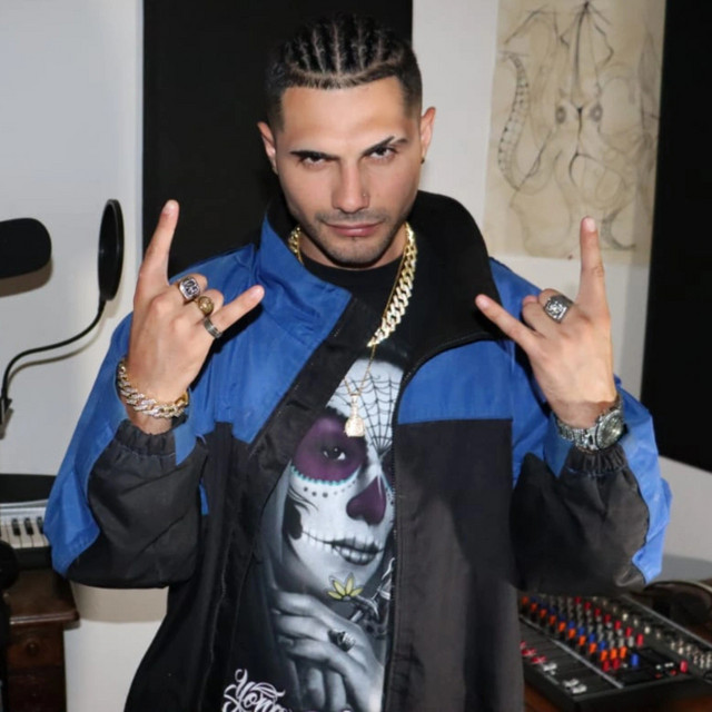 El Flaco De Oro