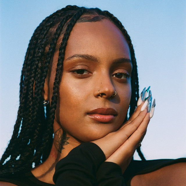 Zoë Livay Concert & Tour History (Updated for 2024) | Concert Archives