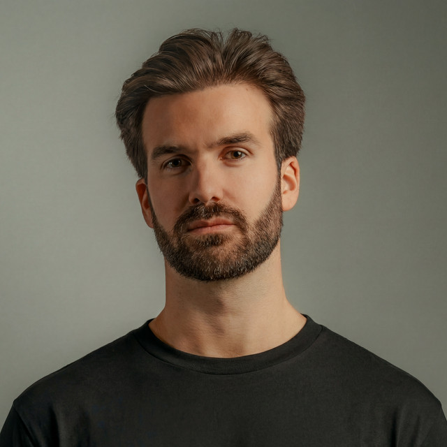 Paul Larrozea