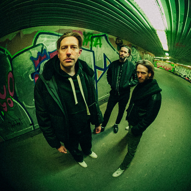 A Király Halott + Divent. | Miskolc, Helynekem