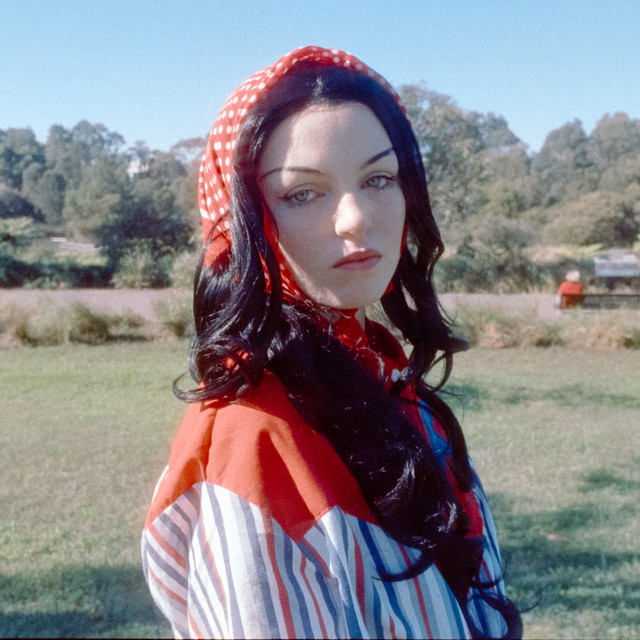 Molly Millington image
