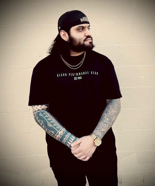 Walkin | Spotify