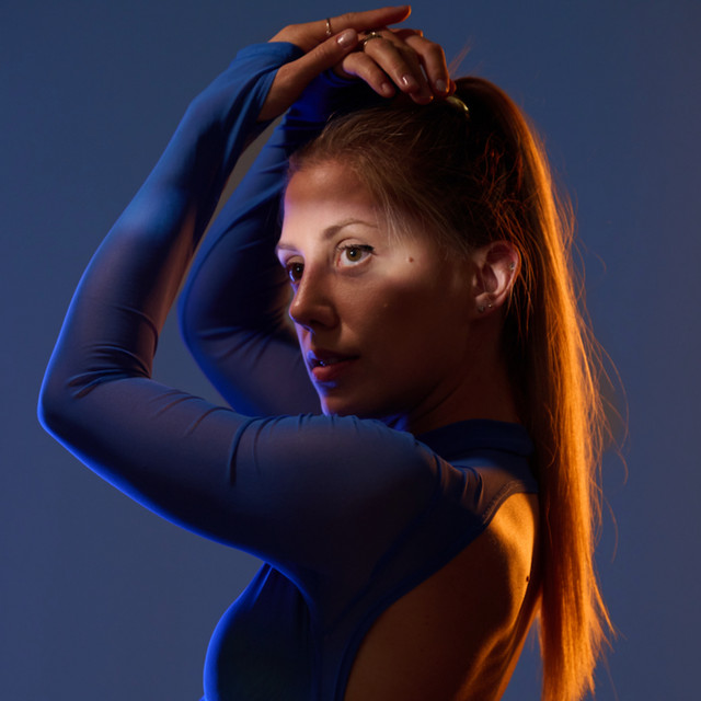 ADINA NOVA artist photo