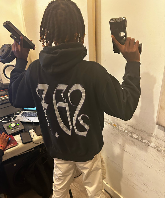 1HunnitKd