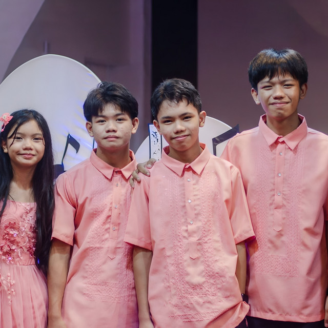 Centeno Siblings