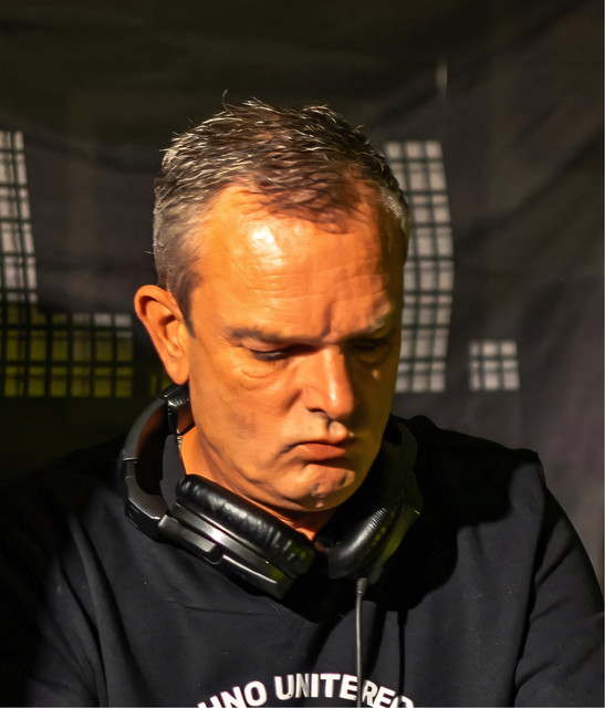 DJ Perroz
