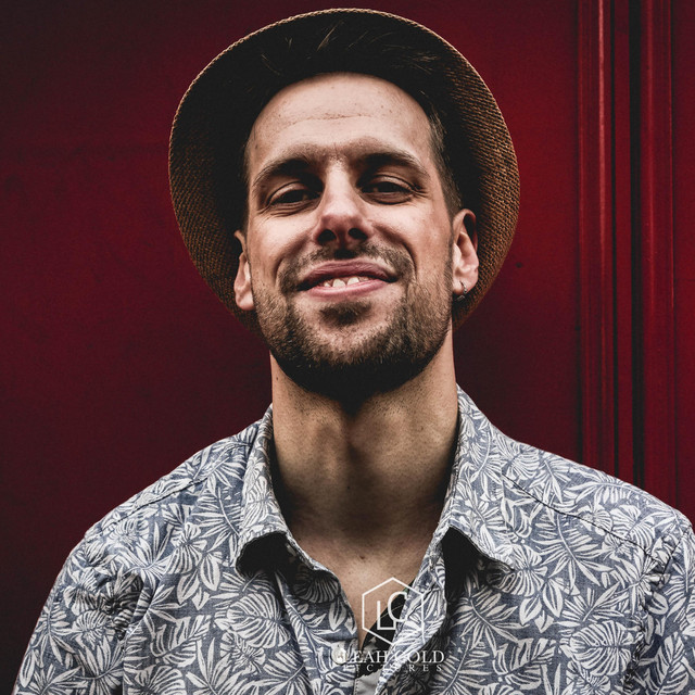 Niko Vueltas