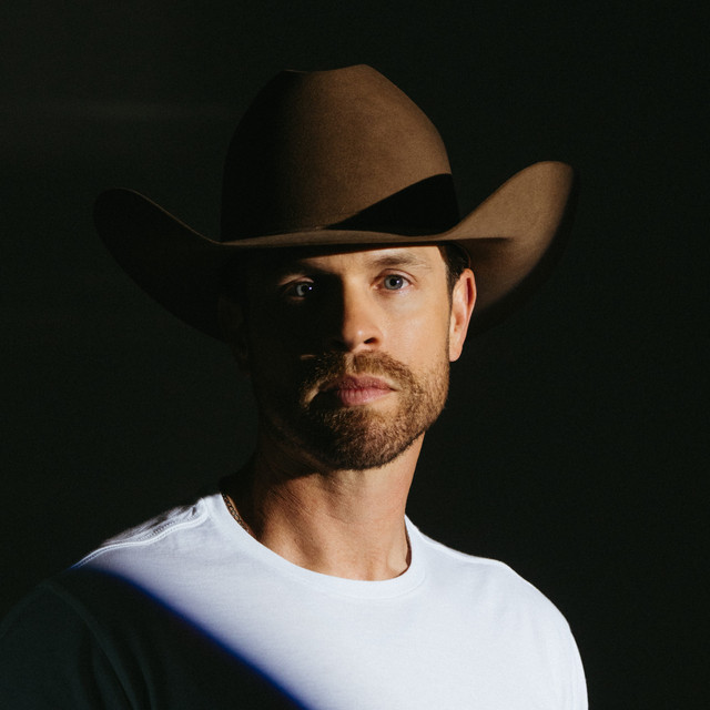 Dustin Lynch