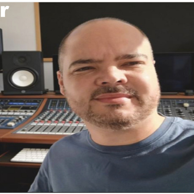 Max Moura Music