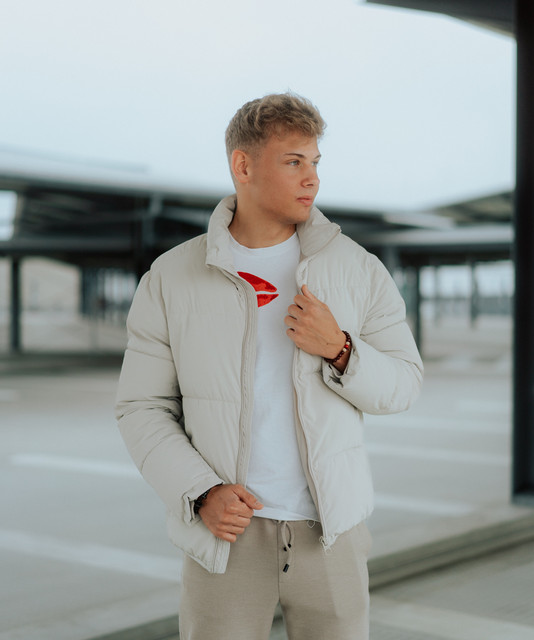 Kenneth B | Spotify