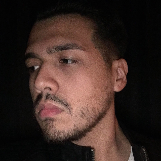 Lee | Spotify