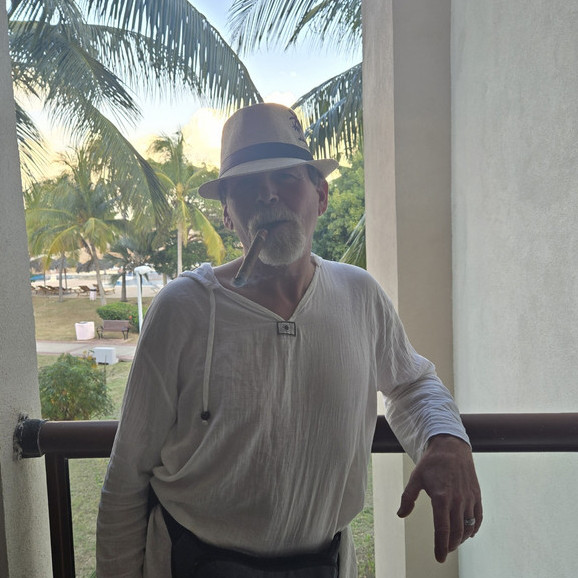Luke Couturier Sr