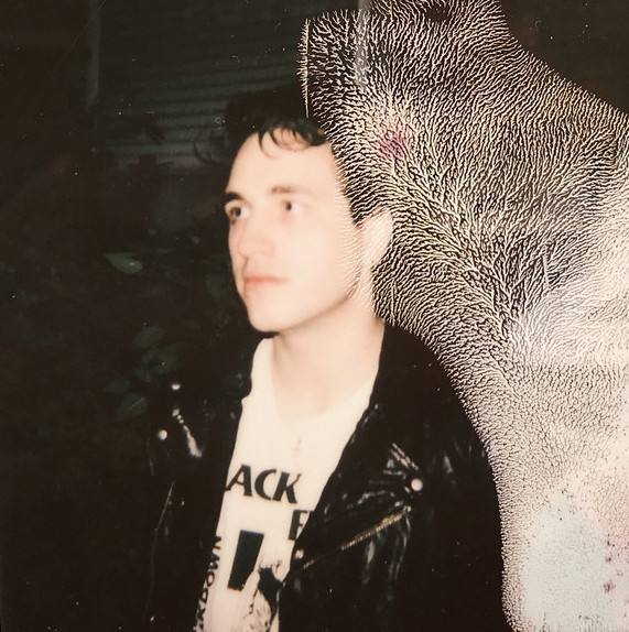 ISSUE photo