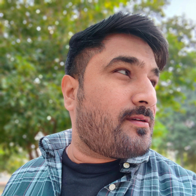 Vyom Bahri