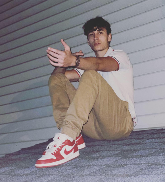 Devron | Spotify