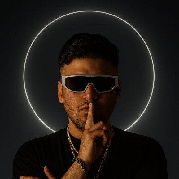 DJ Five artist photo