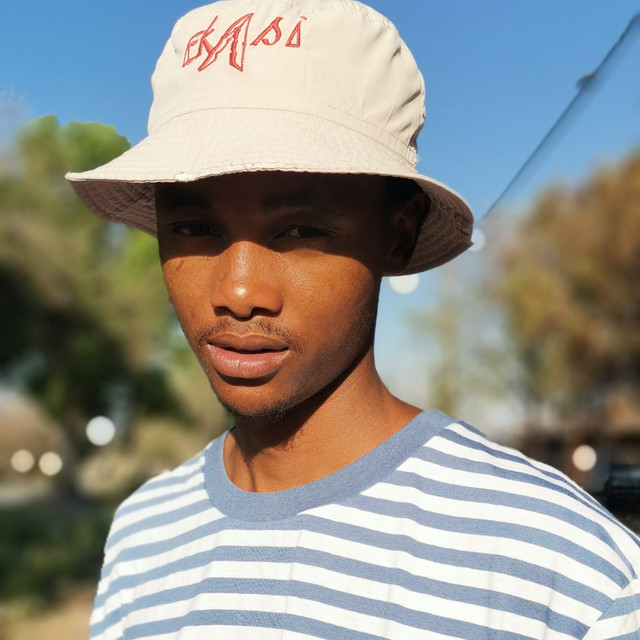 Dezzy De | Spotify