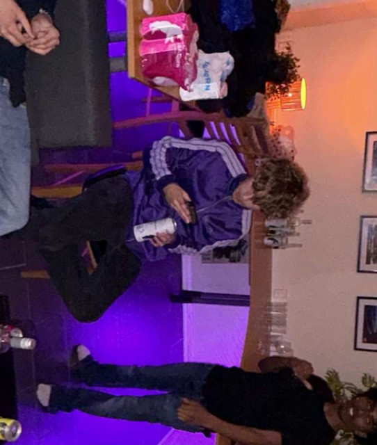 B9
