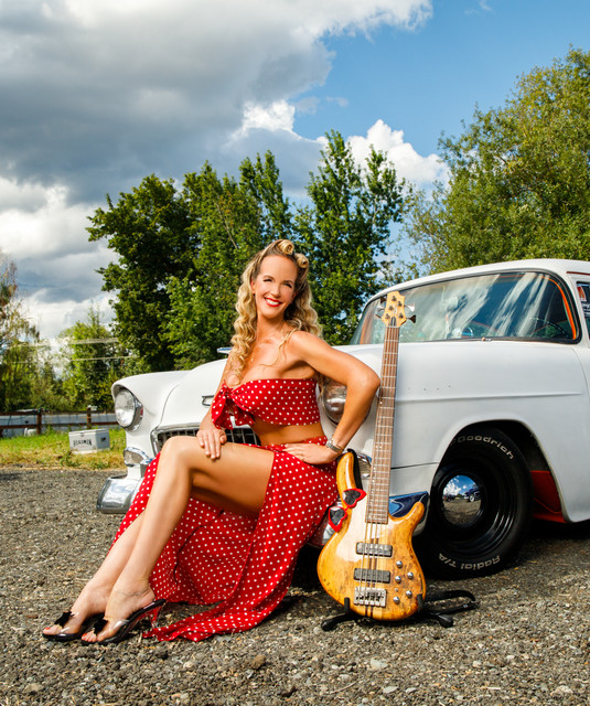 Anni Piper band image