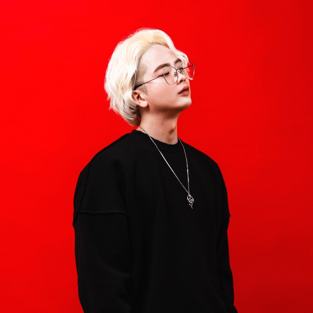 Maze | Spotify