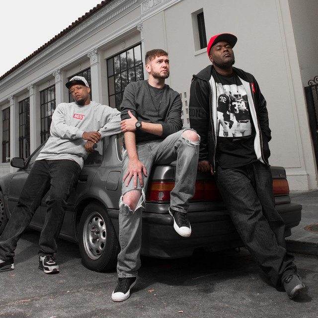 Cunninlynguists image