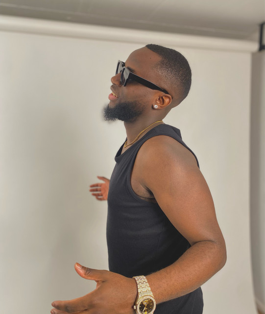 Leroidsiwzzy | Spotify
